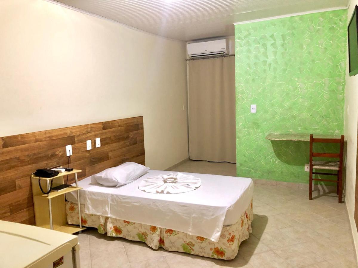Hotel E Churrascaria Los Pagos Линьярис Экстерьер фото